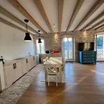 Palazzo Di Toma Apartmán