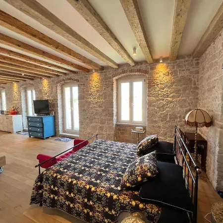 Palazzo Di Toma Appartamento Milna (Brac)