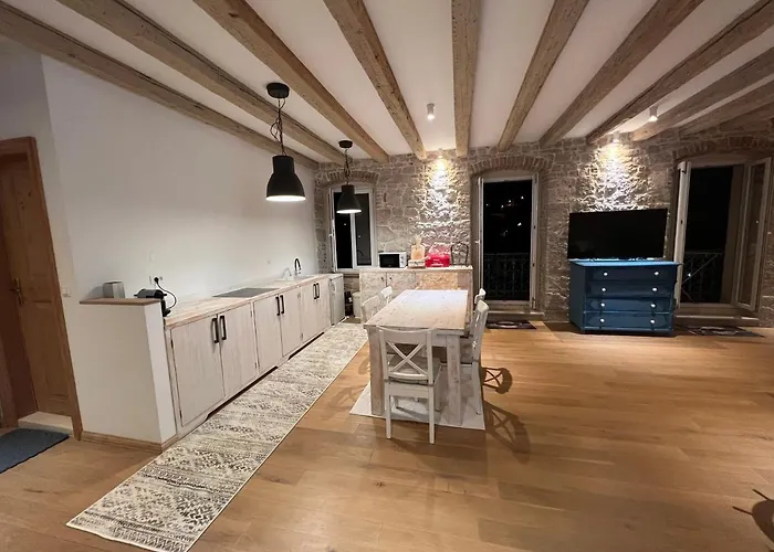 Palazzo Di Toma * Milna (Brac)